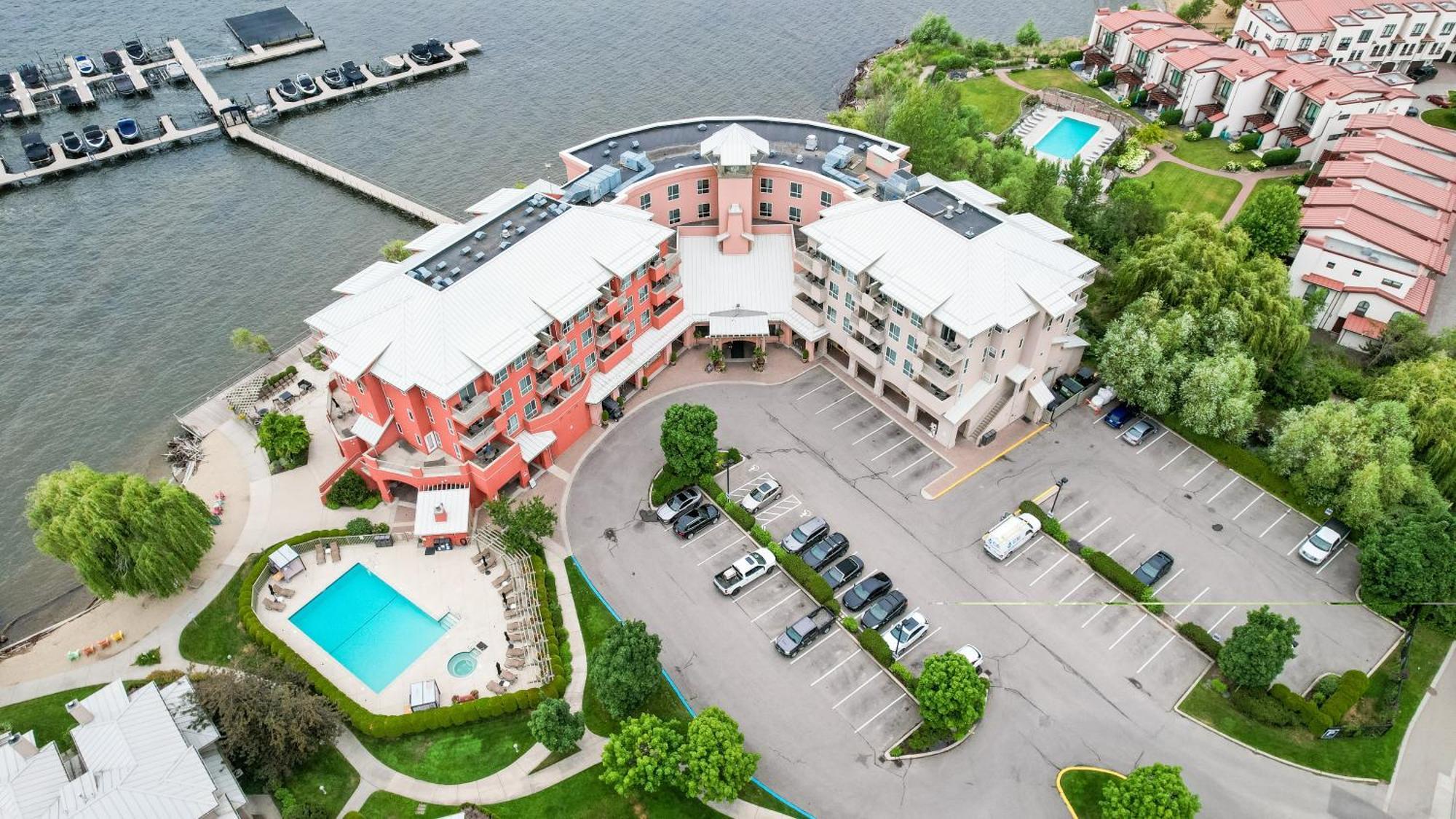 Manteo At Eldorado Resort Kelowna Exteriör bild